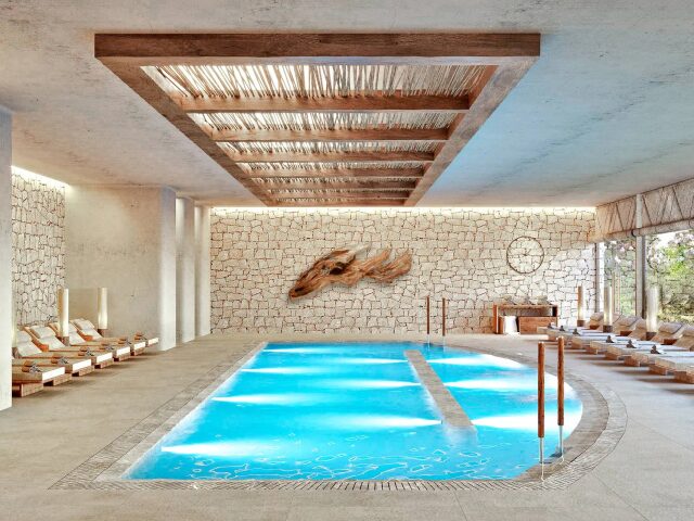 Ikos Porto Petro