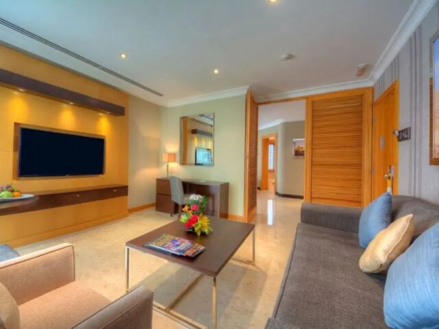 Dubai Marine Beach photo 1