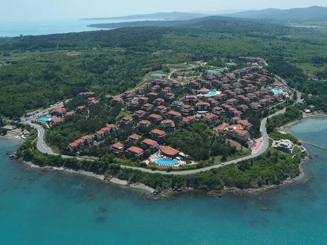 Santa Marina Holiday