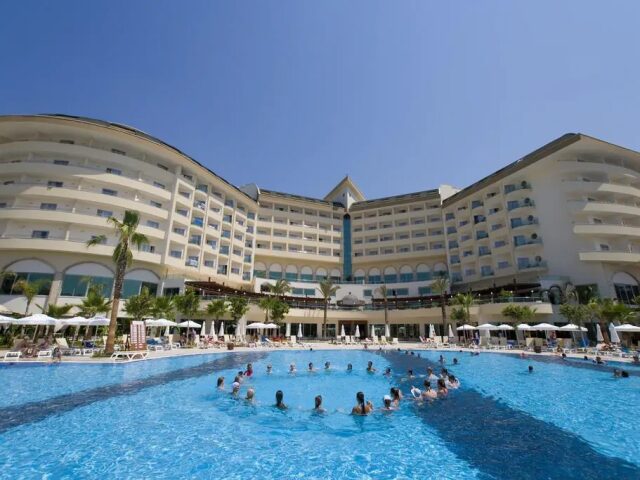 Saphir Resort