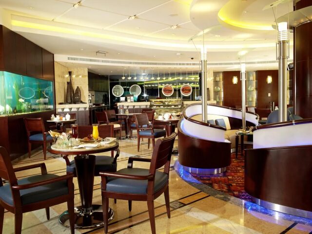 Swissotel Al Murooj Dubai photo 3