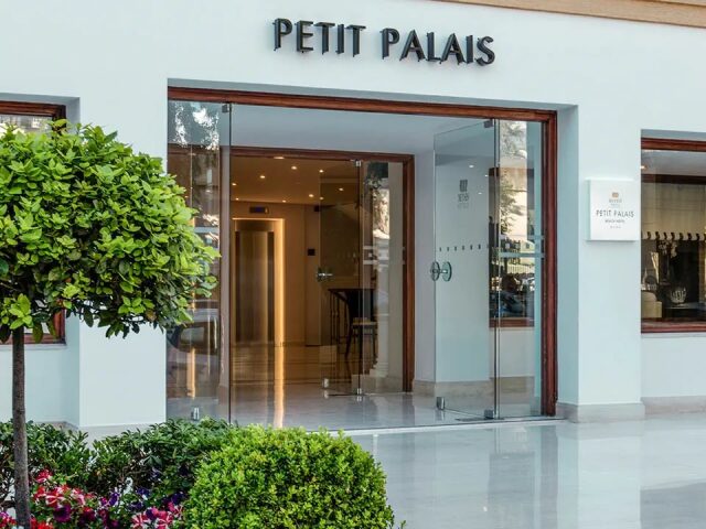 Canvas by Mitsis Petit Palais photo 3