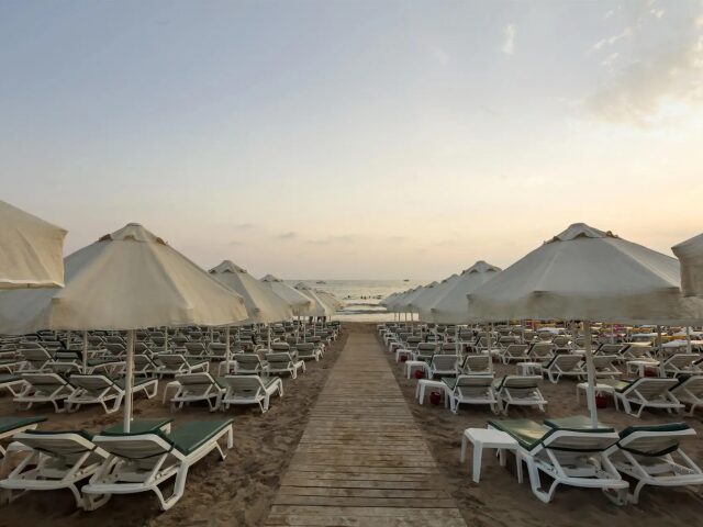 Trendy Side Beach photo 2
