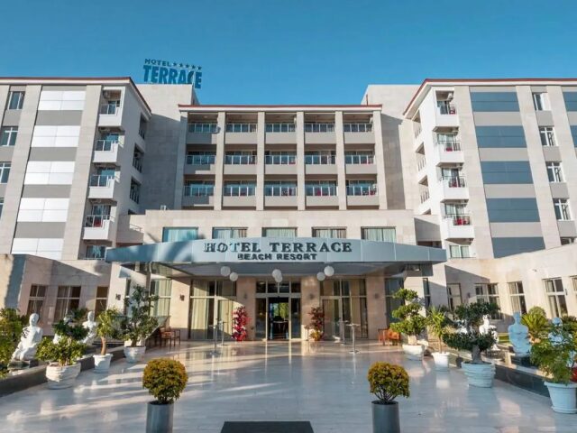 Terrace Beach Resort photo 3