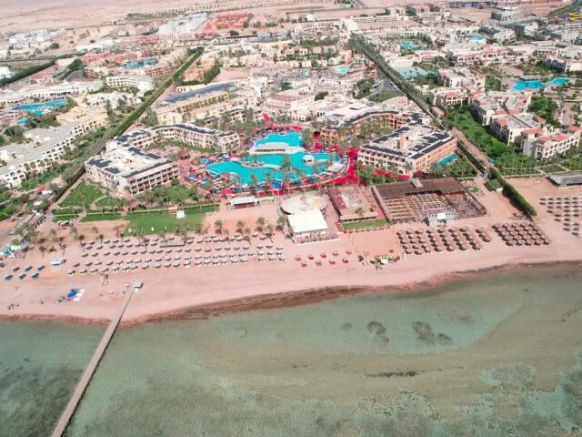 Sea Beach Edge by Rotana photo 0