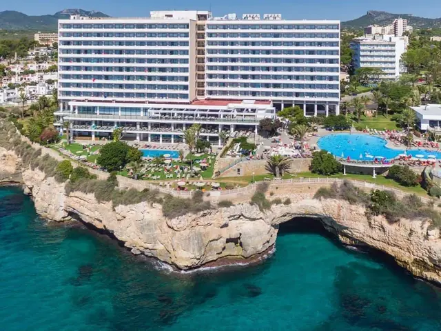 Alua Calas de Mallorca Resort photo 3