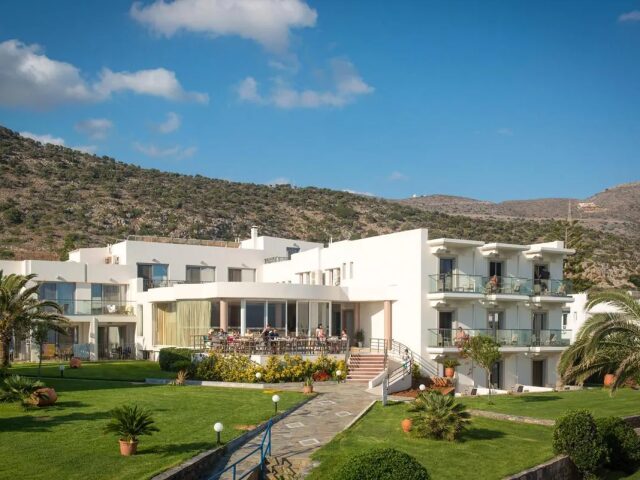 Ariadne Beach photo 2