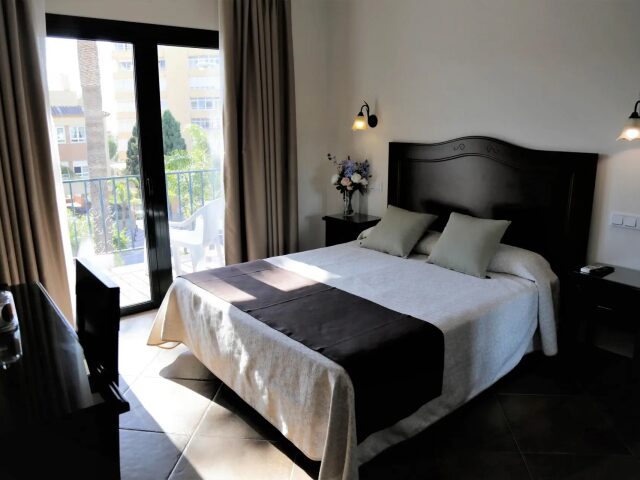 Los Arcos Montemar photo 3
