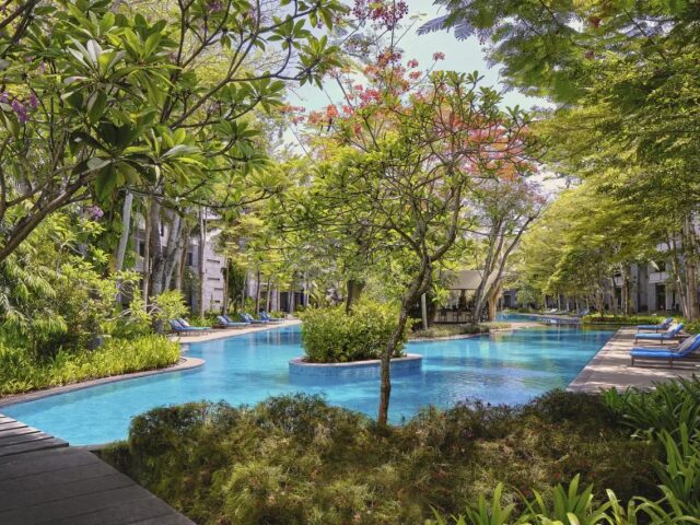 Courtyard by Marriott photo 2