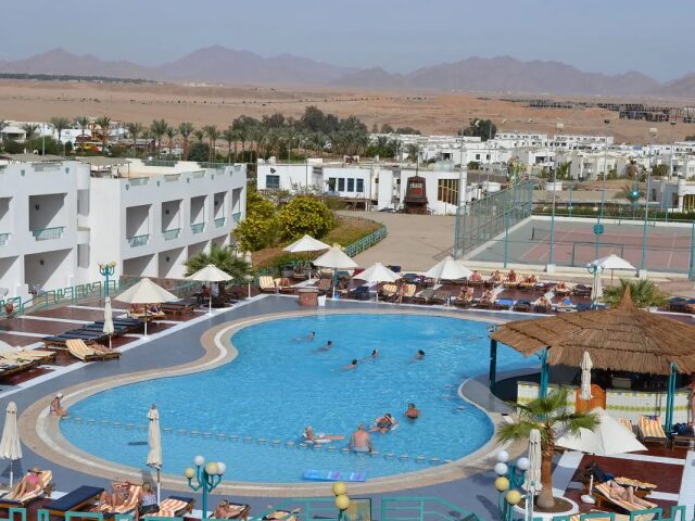 Sharm Holiday photo 0