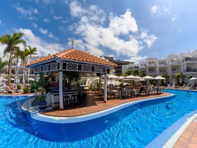 Aparthotel Parque del Sol photo 0