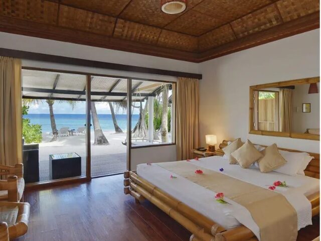 Angaga Island Resort & Spa photo 1