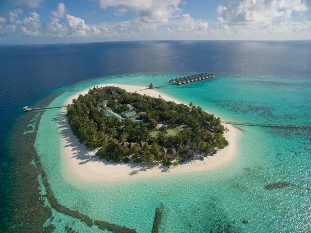 Angaga Island Resort & Spa photo 0