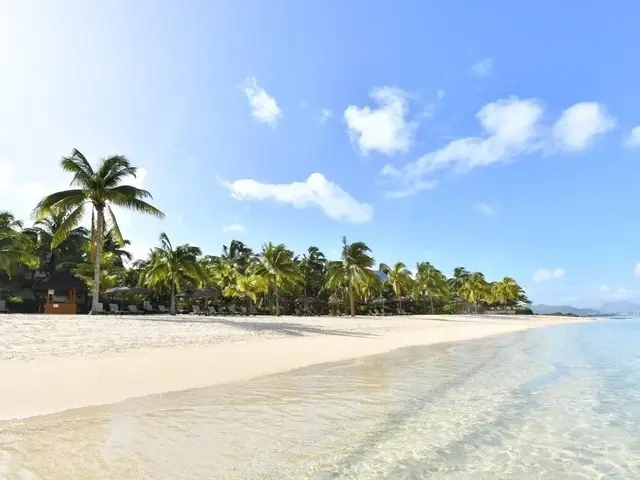 Victoria Beachcomber photo 3