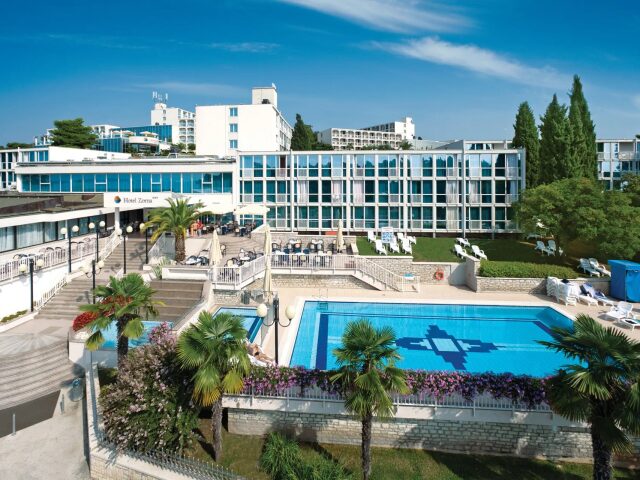 Zorna Plava Laguna photo 1