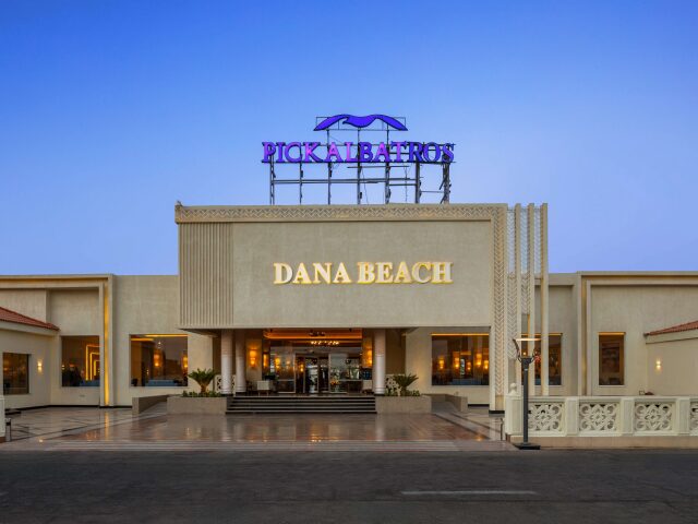 Pickalbatros Dana Beach Resort