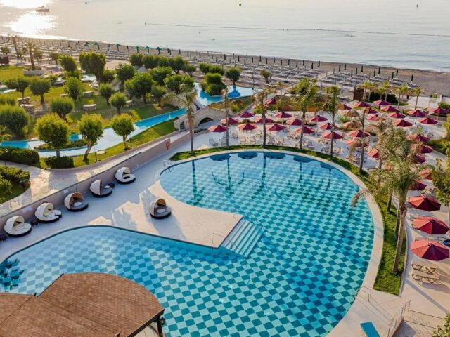 Esperos Palace photo 1