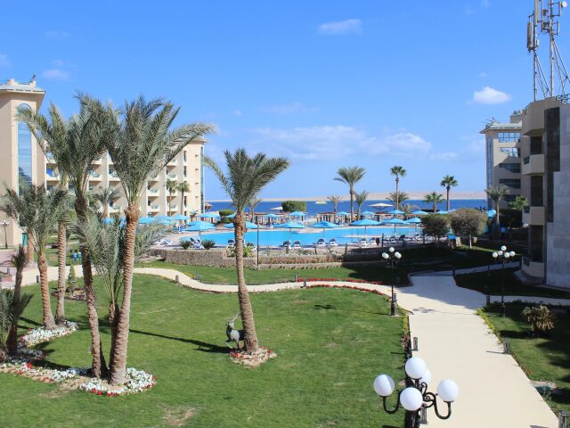 Moreno Horizon Spa & Resort photo 3