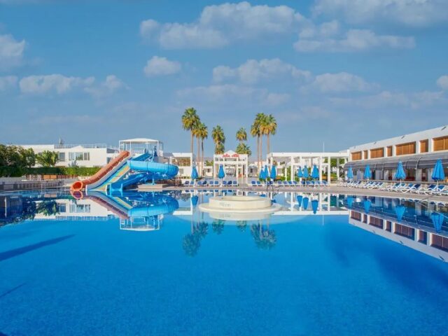 Maritim Jolie Ville Resort and Casino