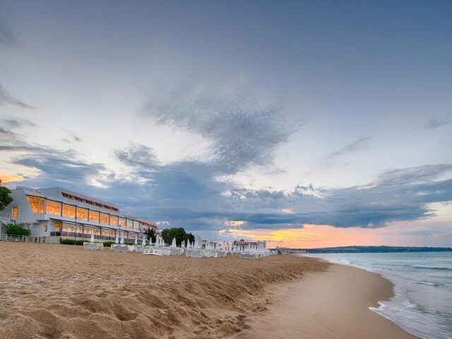 AluaSun Helios Beach photo 1