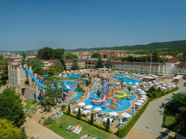 DIT Evrika Beach Club photo 2