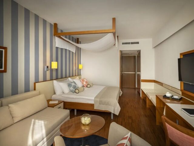 Valamar President photo 1