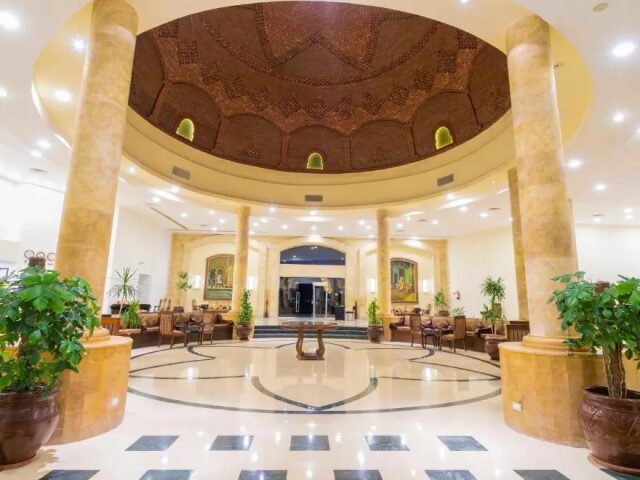 Blend Elphistone Resort photo 1
