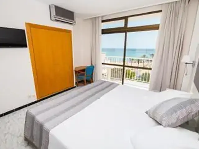 Hotel Amic Miraflores photo 0
