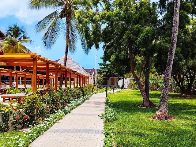 Jaz Amaluna Beach Resort photo 3
