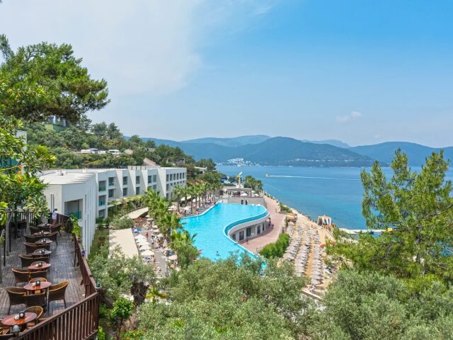 Blue Dreams Resort photo 1