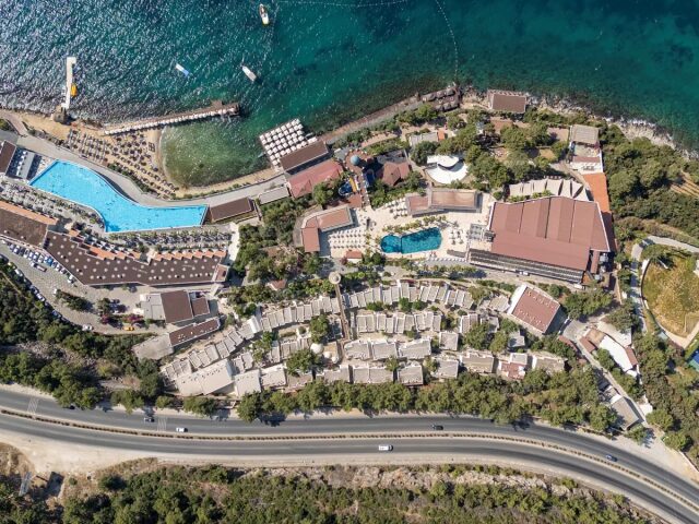Blue Dreams Resort