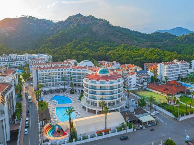 Pineta Park De Lux