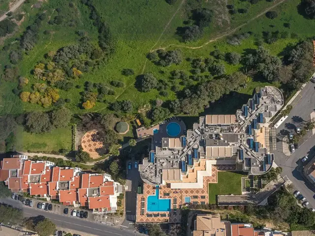 Holiday Inn Algarve Albufeira by IHG photo 2
