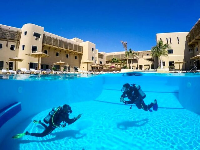 The Breakers Diving & Surfing Lodge photo 3