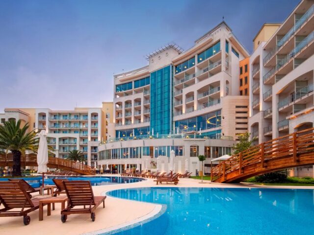 Splendid Spa Resort