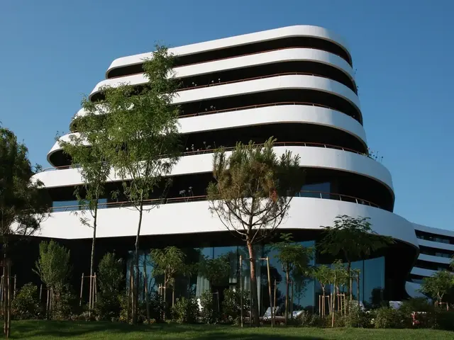 Lone Hotel by Maistra Collection photo 2