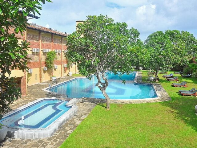 Long Beach Resort photo 2