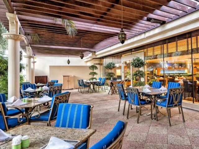 Sheraton Sharjah Beach Resort & Spa photo 3