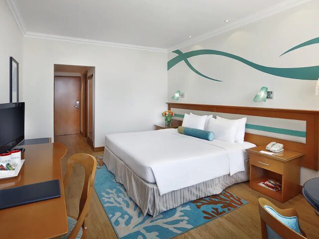 Sheraton Sharjah Beach Resort & Spa photo 1