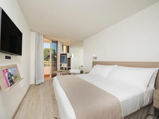 Meliá Cala Galdana photo 2