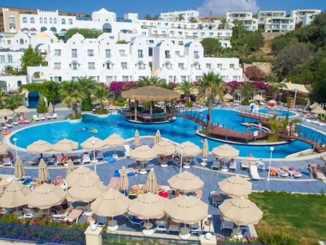 Salmakis Beach Resort photo 0