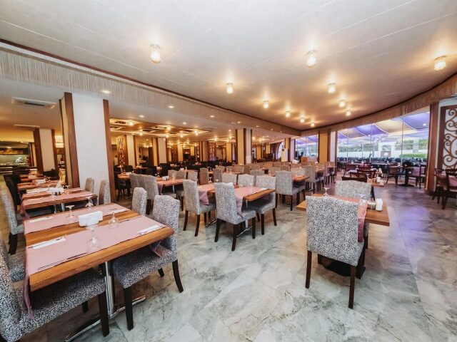 Grand Ideal Premium photo 3