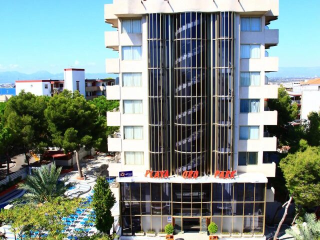 Salou Sunset by Pierre & Vacances