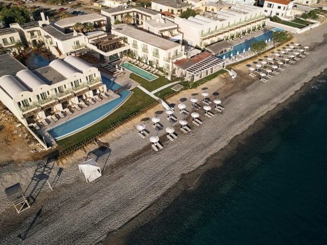 Giannoulis Grand Bay Beach Resort