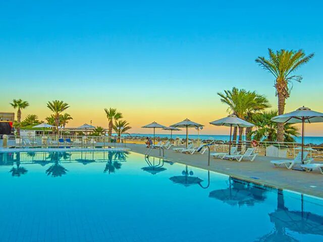 Tangerine Beach Hotel photo 0