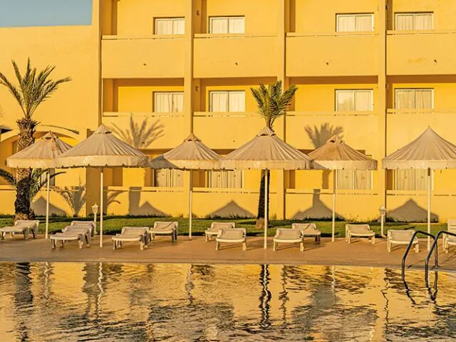 Tangerine Beach Hotel photo 3
