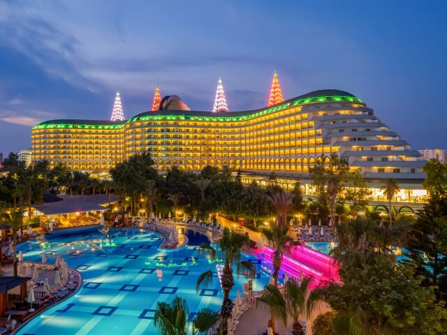 Delphin Imperial Lara photo 1