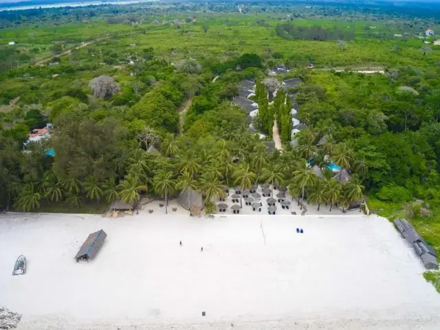 Pinewood Beach Resort & SPA photo 1