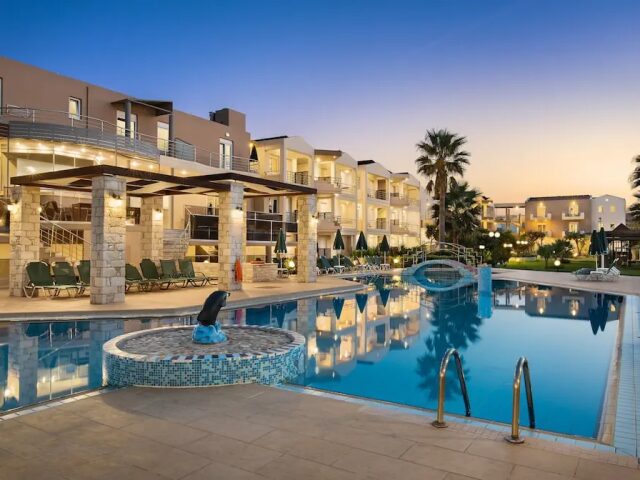 Maleme Mare Beachside