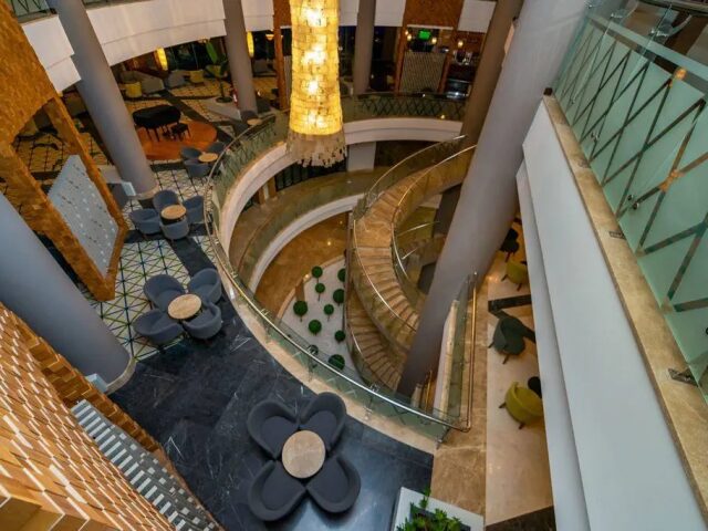 Commodore Elite Suites & Spa photo 1